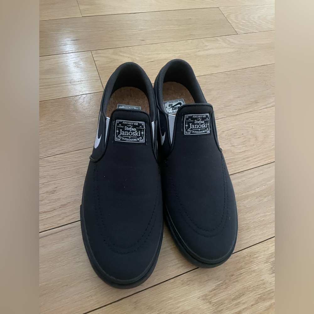 🆕 Nike Stefan Janoski Black Slip-On Sneakers